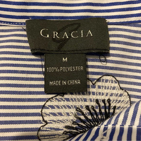 Gracia blue white embroidered ruffle asymmetric top size medium - Picture 10 of 11